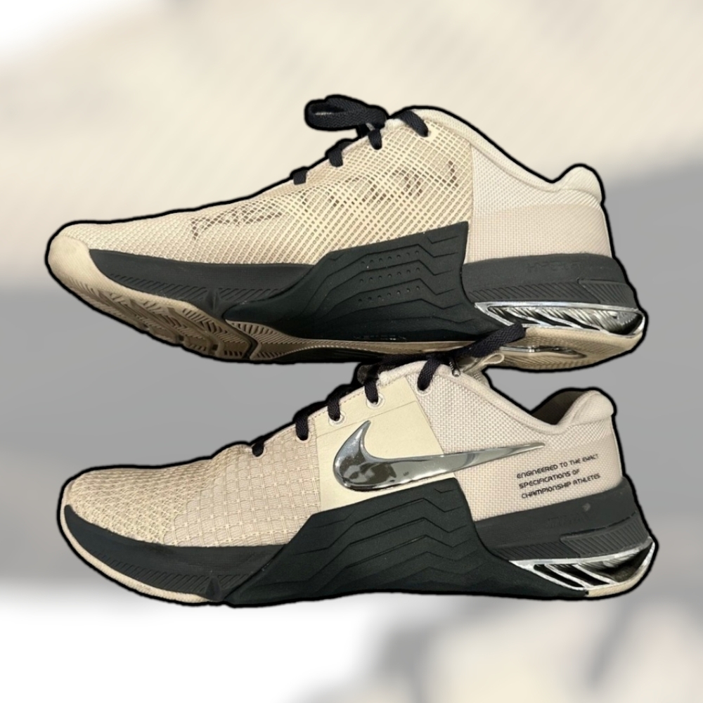 Custom Nike Metcon 8 size W-9 M-7.5